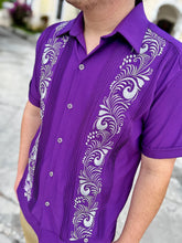 Load image into Gallery viewer, Guayabera Carlo Magno Purple