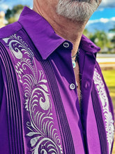Load image into Gallery viewer, Guayabera Carlo Magno Purple